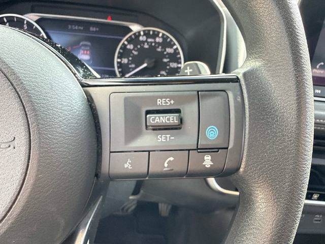 Used 2023 Nissan Rogue SV FWD image 23
