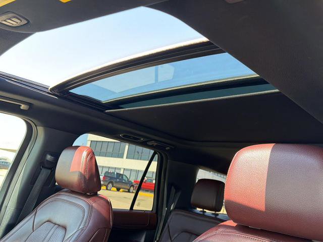 Certified 2022 Ford Expedition Max Limited image 11