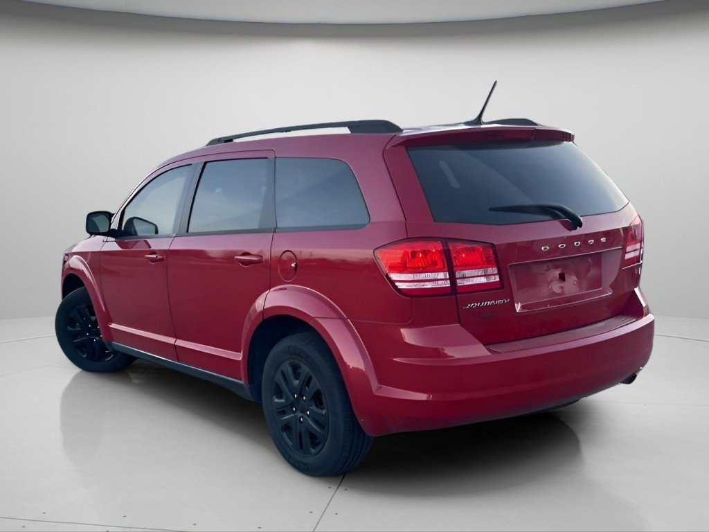 Used 2017 Dodge Journey SE w/ Flexible Seating Group image 11