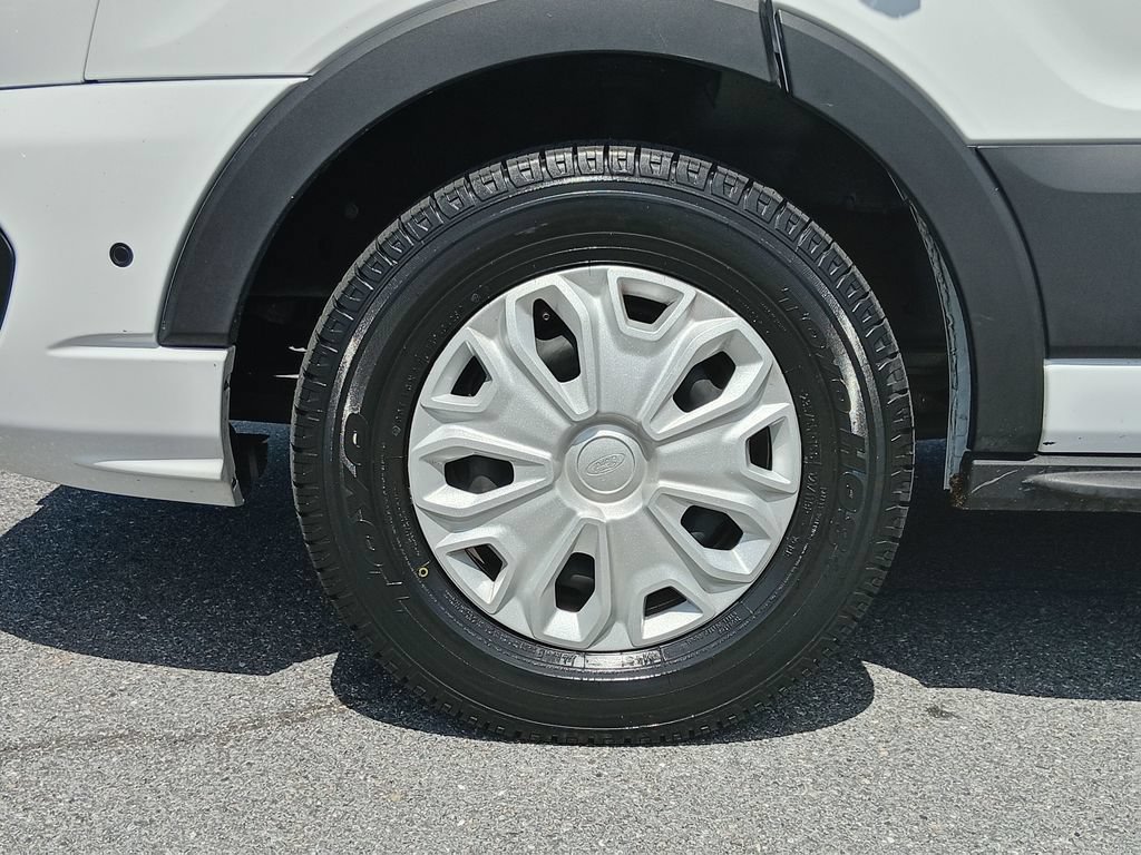 Certified 2025 Ford Transit 350 XLT RWD image 11