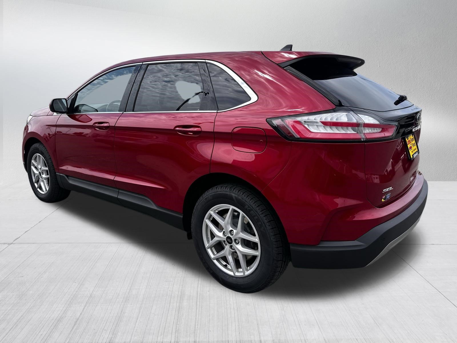 Certified 2023 Ford Edge SEL w/ Convenience Package AWD/4WD image 5