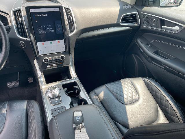 Certified 2024 Ford Edge Titanium AWD/4WD image 21