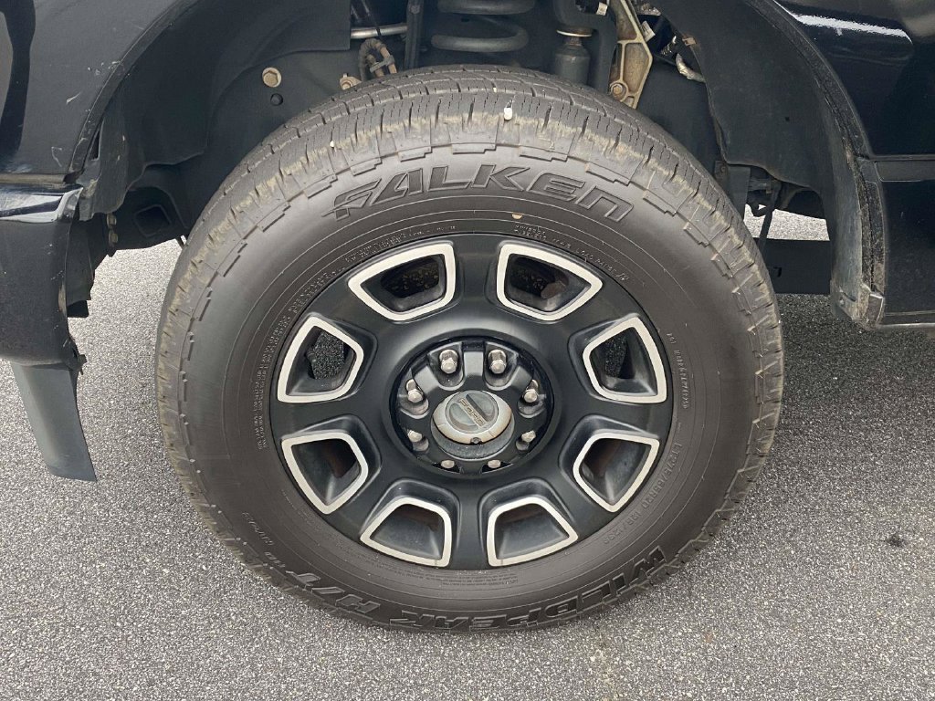 Certified 2024 Ford F350 Platinum AWD/4WD image 4