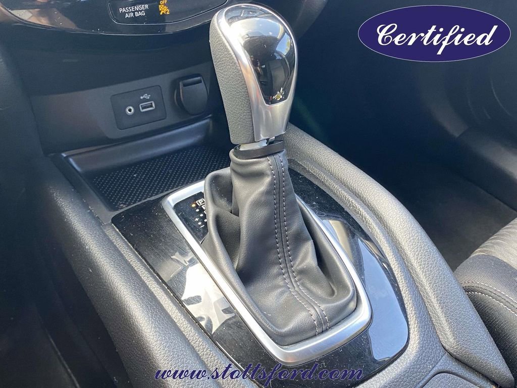Used 2018 Nissan Rogue SV AWD/4WD image 30