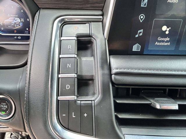 Used 2024 Chevrolet Tahoe Z71 w/ Luxury Package AWD/4WD image 25