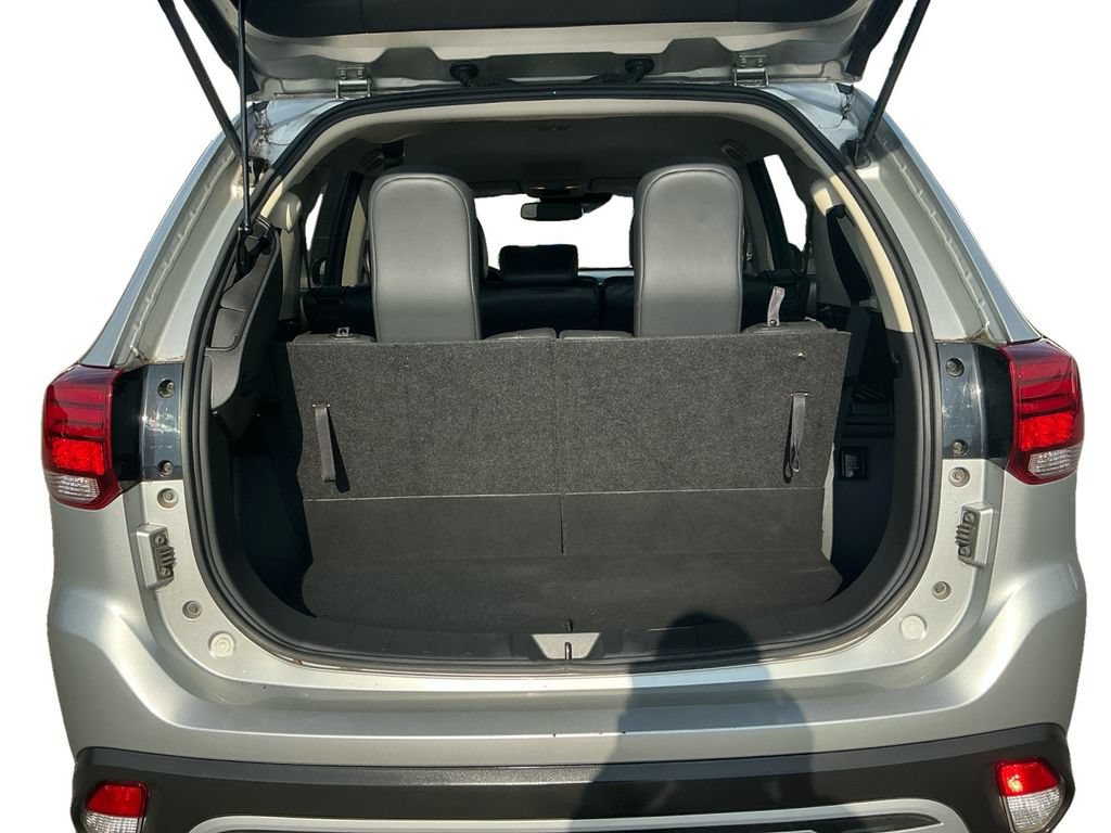 Used 2020 Mitsubishi Outlander SEL FWD image 24