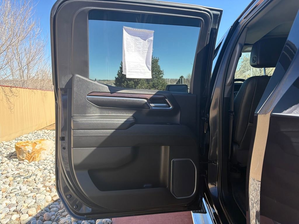 Used 2022 GMC Sierra 1500 SLT w/ SLT Premium Plus Package AWD/4WD image 22