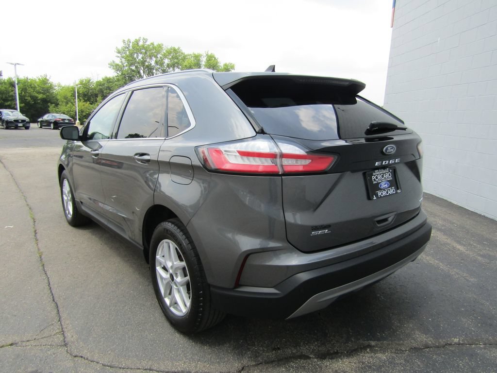 Certified 2023 Ford Edge SEL w/ Convenience Package AWD/4WD image 4
