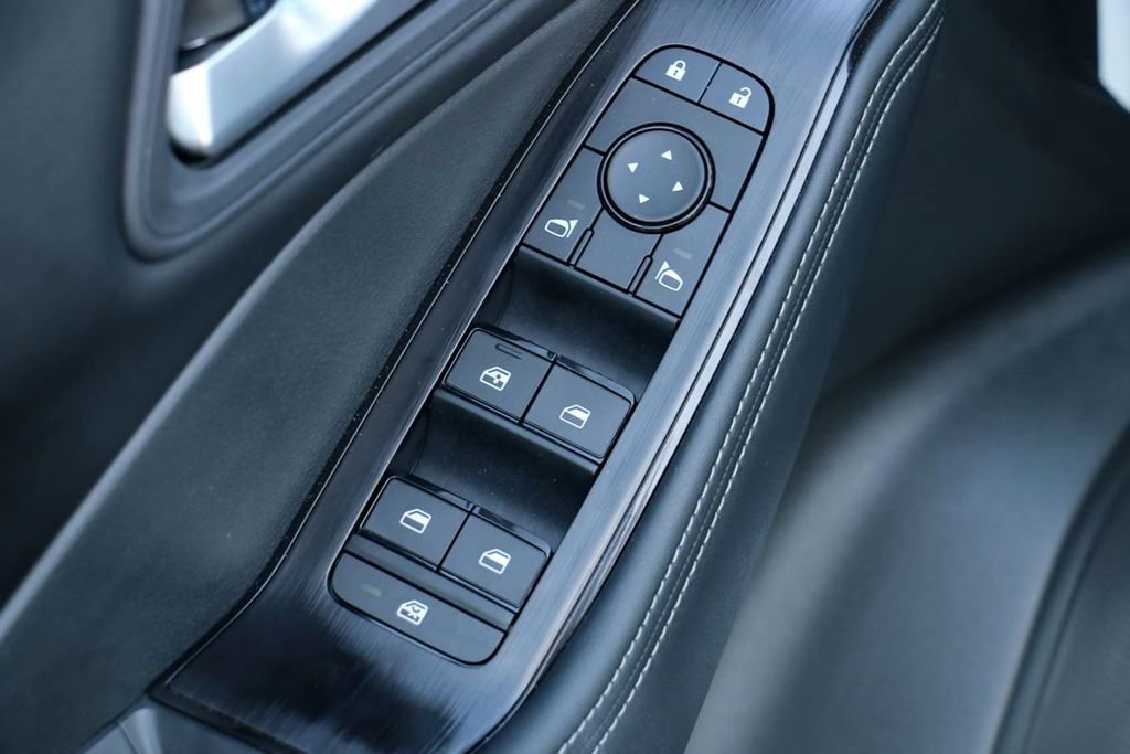 Used 2026 Nissan Rogue SV FWD image 16