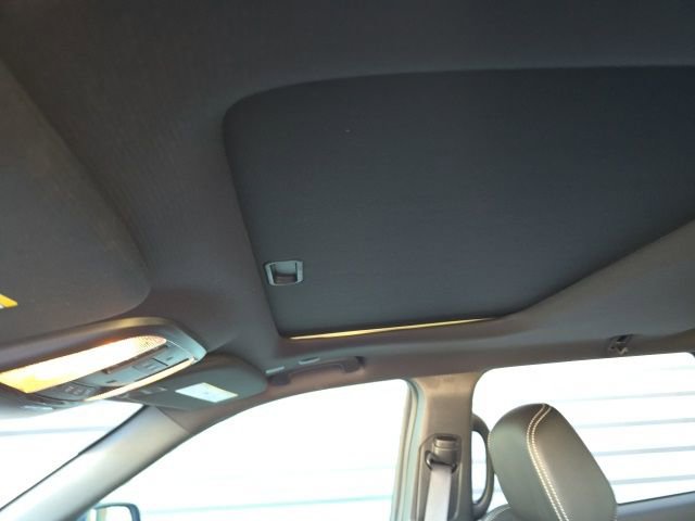 Used 2025 Dodge Durango SRT Hellcat w/ Black Package image 11