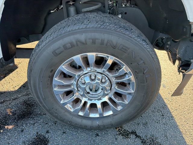 Certified 2022 Ford F250 XLT w/ XLT Premium Package image 6