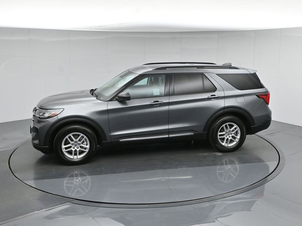 Certified 2025 Ford Explorer Active w/ Active Comfort Package RWD image 47
