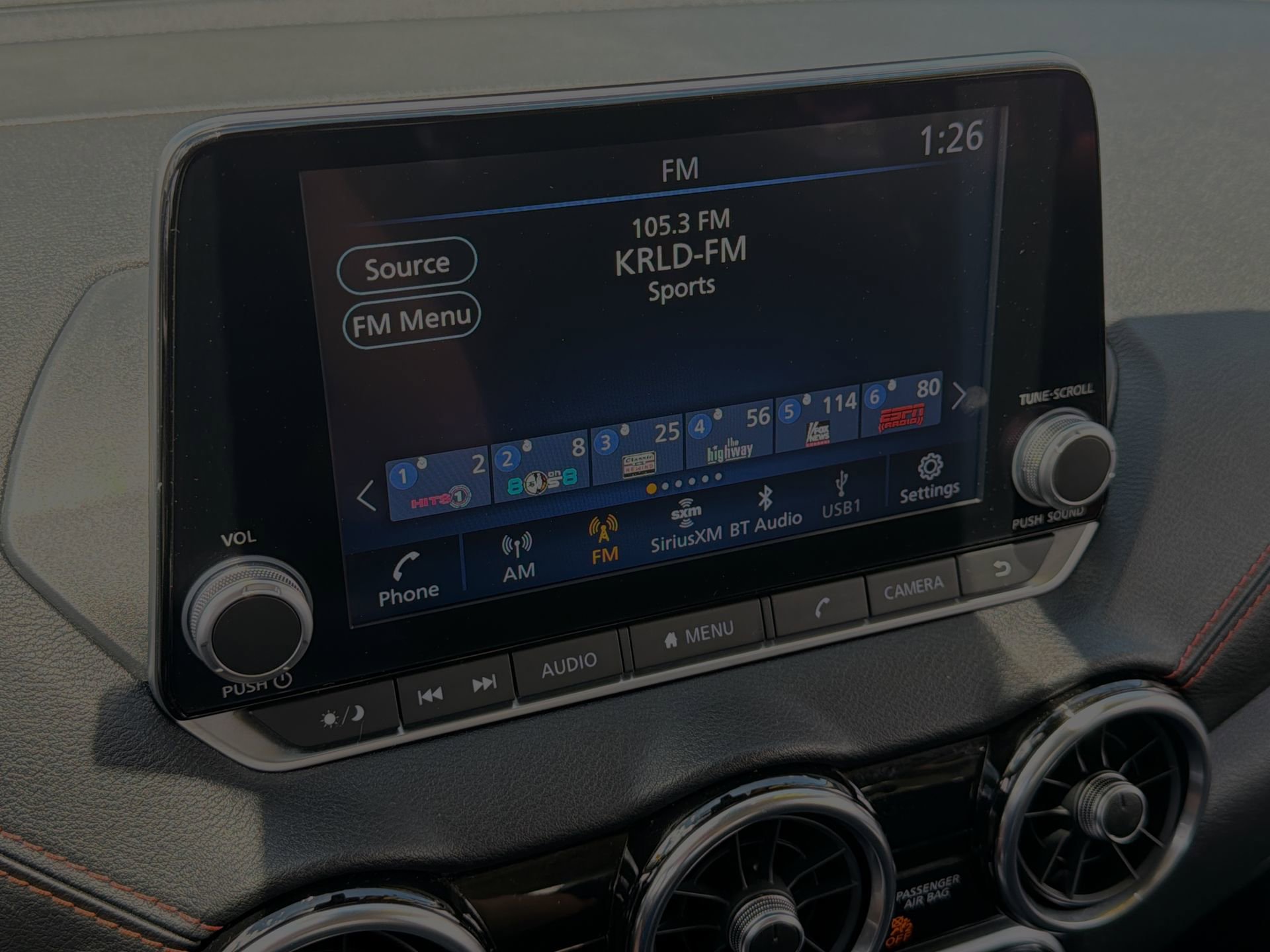 Used 2025 Nissan Sentra SR FWD image 16