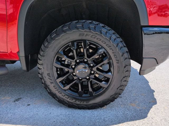 Used 2025 Chevrolet Silverado 2500 LT w/ Trail Boss Package AWD/4WD image 12