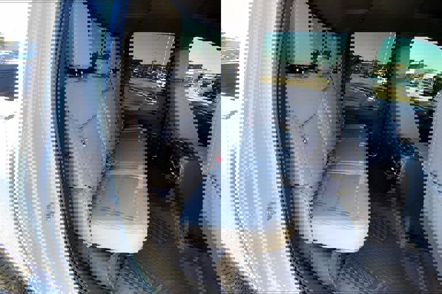 Used 2025 Chevrolet Silverado 3500 LTZ w/ LTZ Premium Package image 20