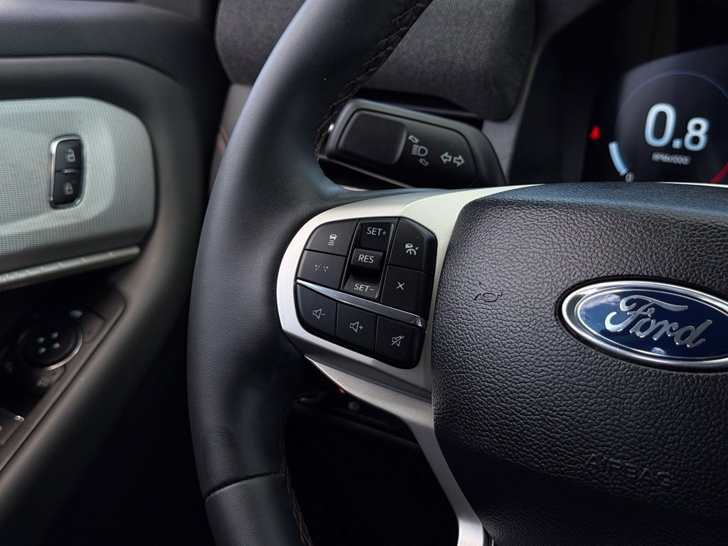 Certified 2026 Ford Explorer Active AWD/4WD image 9