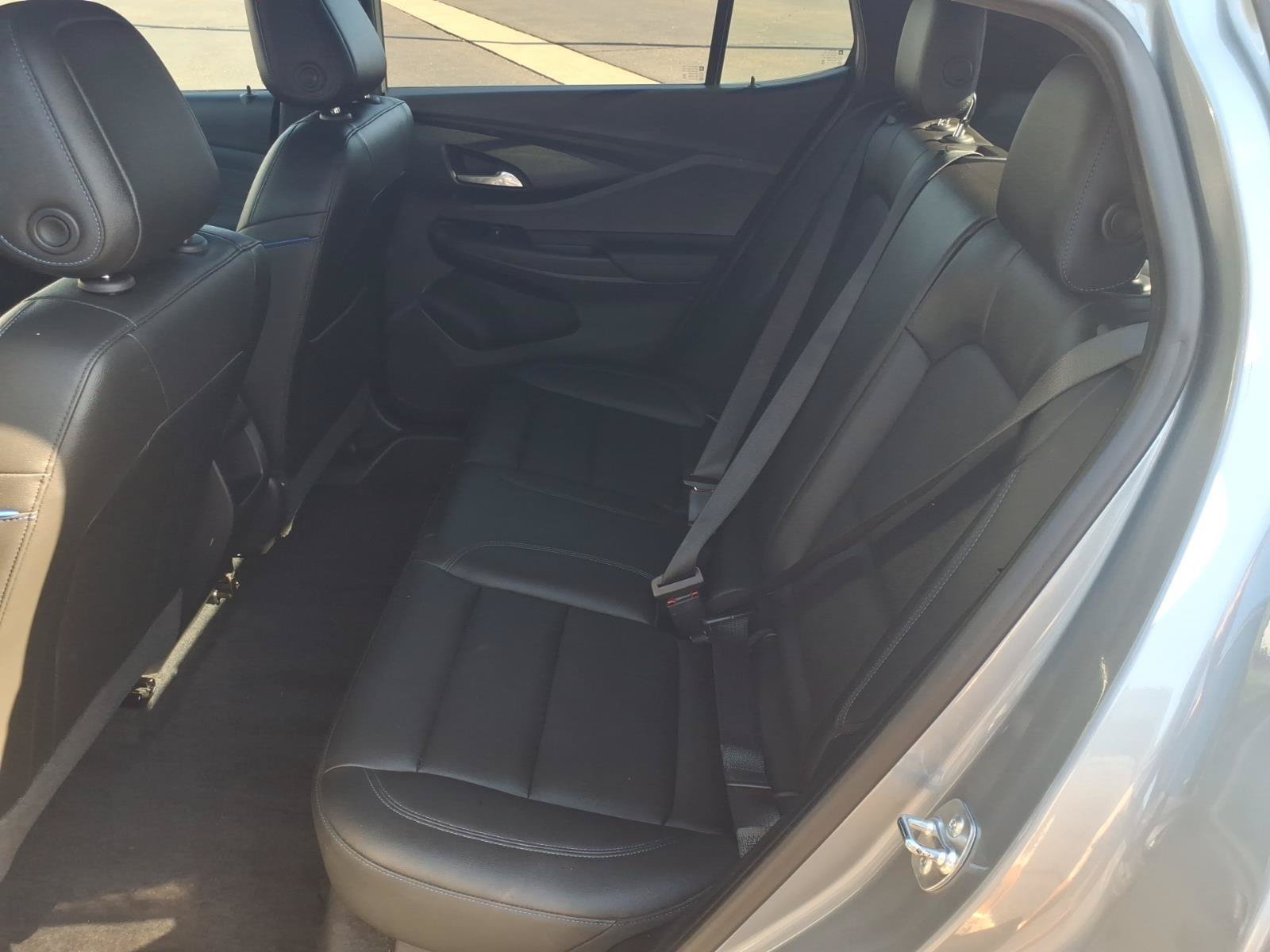 Used 2025 Buick Envista Sport Touring w/ Convenience I Package FWD image 14