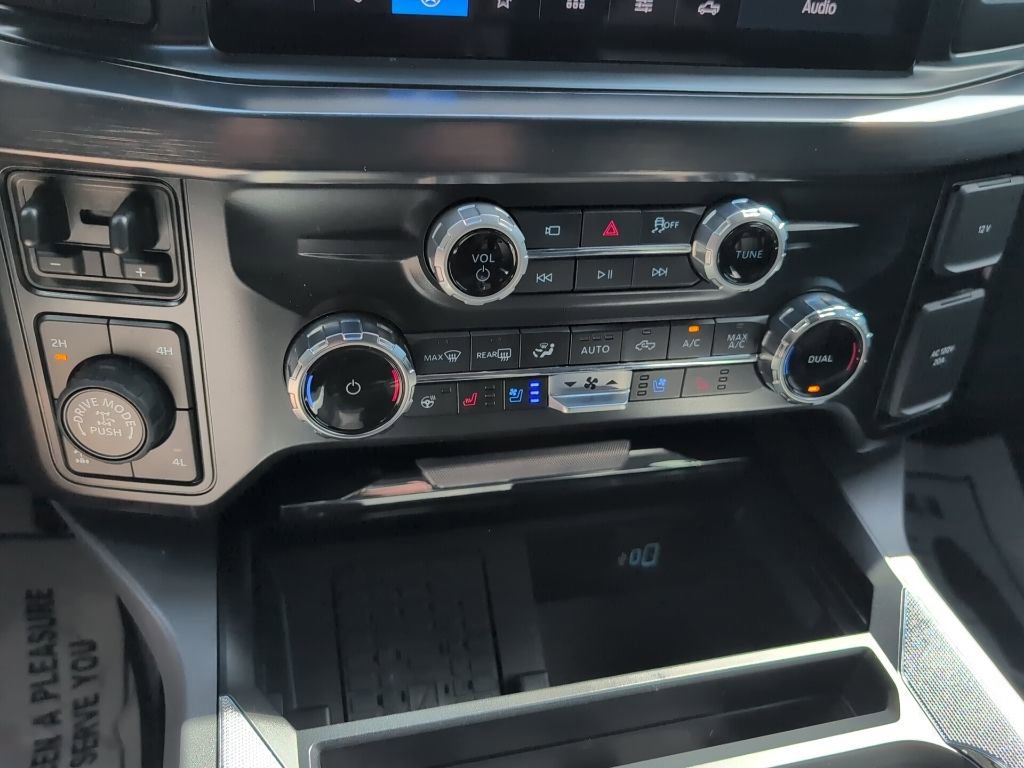 Certified 2025 Ford F250 Lariat w/ Lariat Ultimate Package image 20