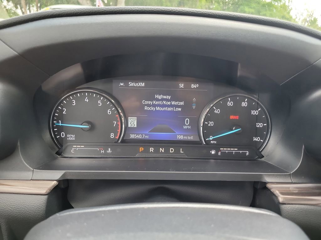 Certified 2022 Ford Explorer Limited w/ Equipment Group 301A image 31