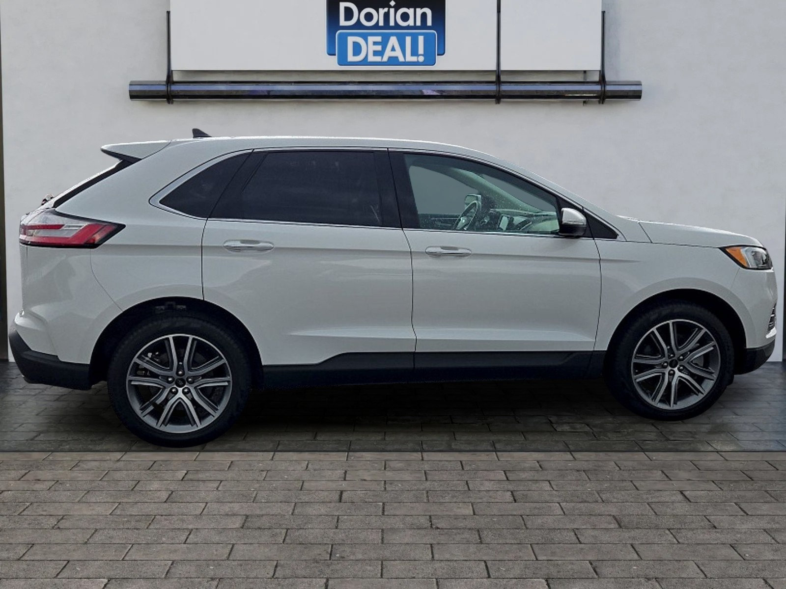 Certified 2024 Ford Edge Titanium w/ Equipment Group 301A AWD/4WD image 2