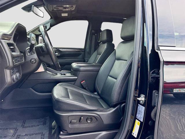 Used 2022 Chevrolet Tahoe LT w/ Luxury Package AWD/4WD image 24