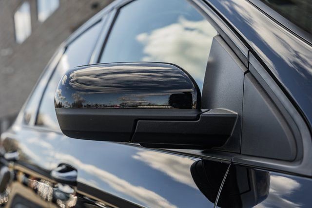 Certified 2022 Ford Edge SE w/ Black Appearance Package image 20