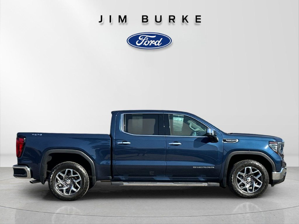 Used 2022 GMC Sierra 1500 SLT w/ SLT Convenience Package AWD/4WD image 6