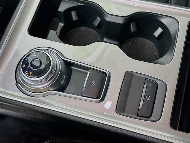 Certified 2024 Ford Edge SEL w/ Convenience Package image 24