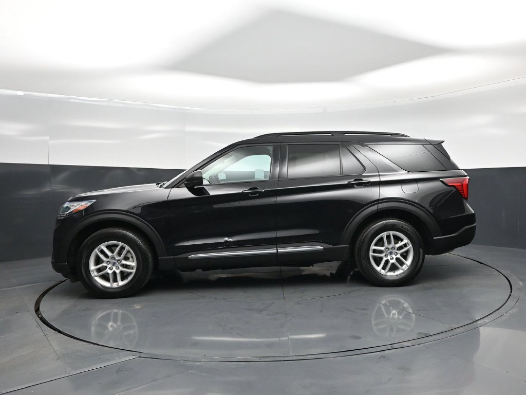Certified 2025 Ford Explorer Active AWD/4WD image 32