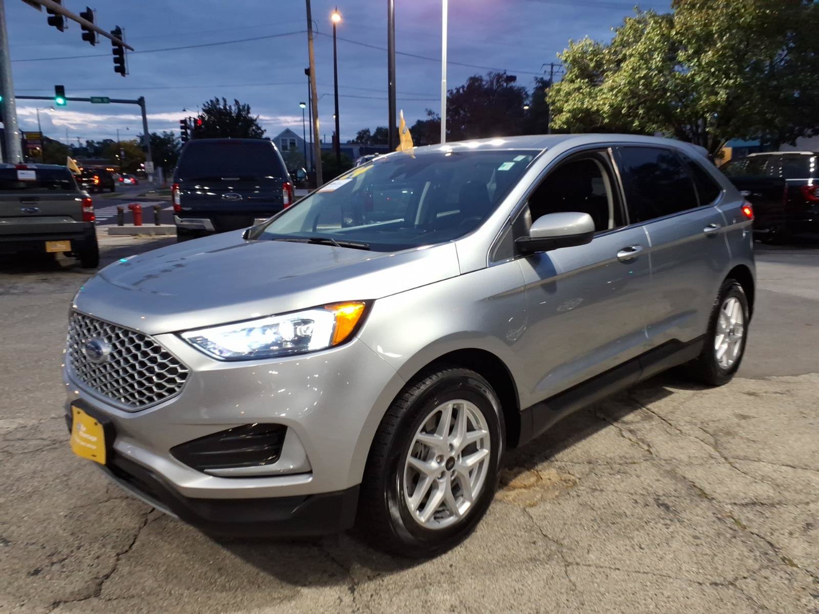 Certified 2024 Ford Edge SEL AWD/4WD image 7