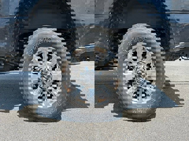 Certified 2017 Ford F350 Platinum w/ Platinum Ultimate Package image 38