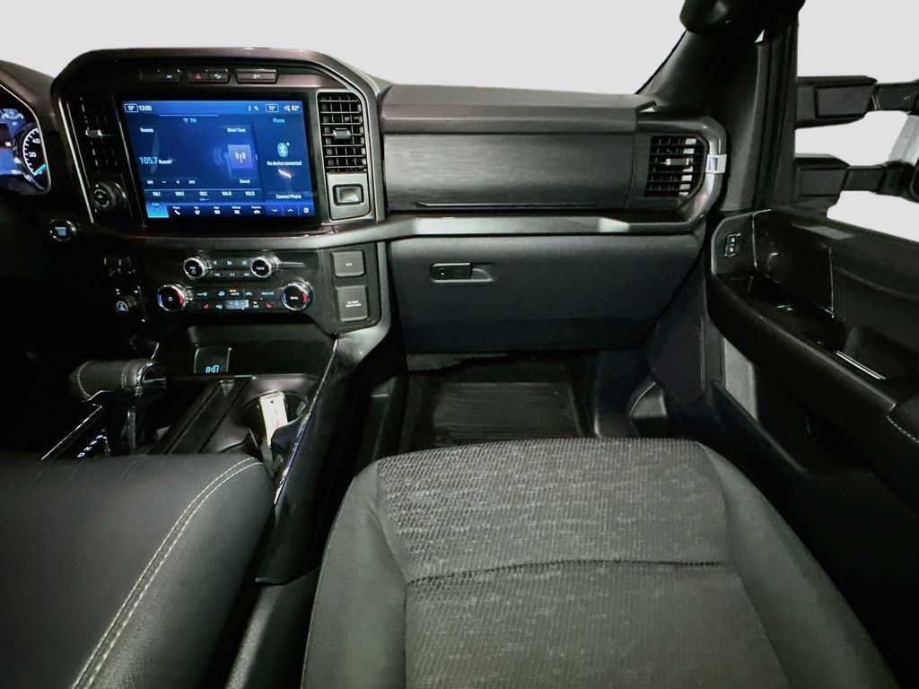 Certified 2022 Ford F150 XLT w/ Equipment Group 302A High image 31