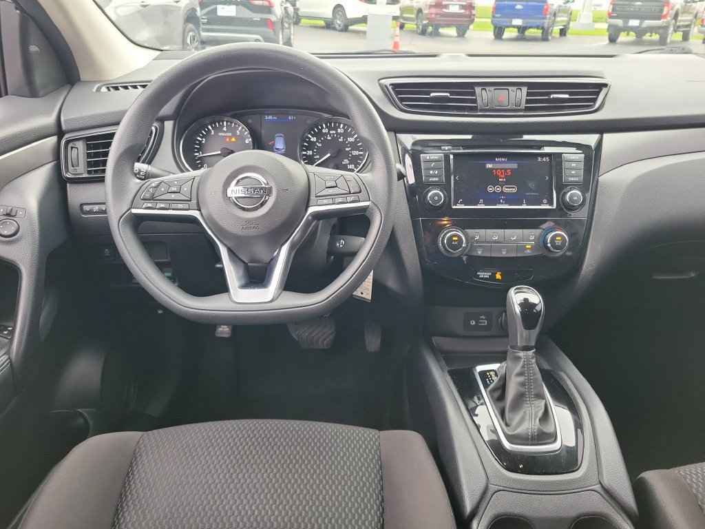 Used 2020 Nissan Rogue Sport S w/ Appearance Package AWD/4WD image 12