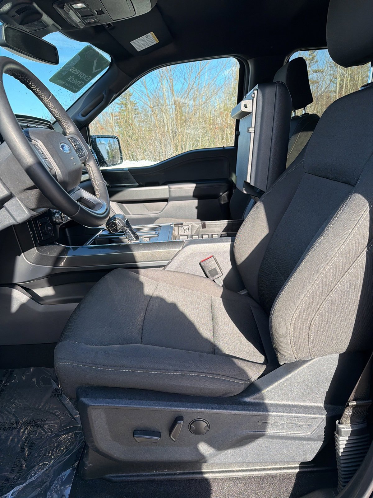 Certified 2023 Ford F150 XLT w/ Equipment Group 302A High image 17