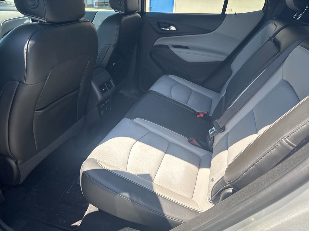 Used 2018 Chevrolet Equinox Premier AWD/4WD image 29