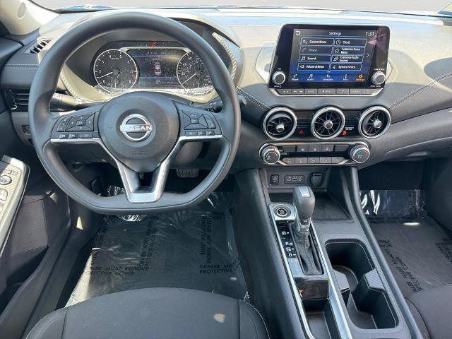 Used 2025 Nissan Sentra SV FWD image 11