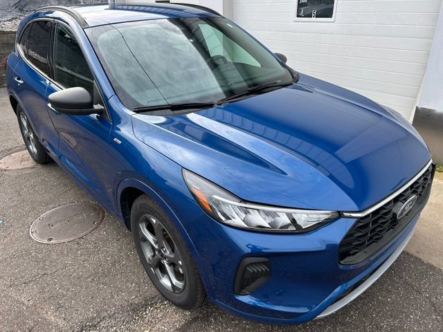 Certified 2023 Ford Escape ST-Line w/ Equipment Group 301A FWD image 7