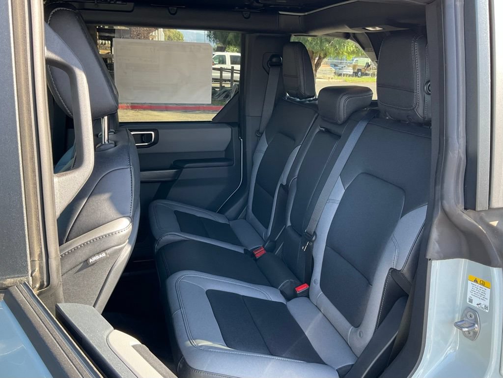 Certified 2024 Ford Bronco Black Diamond w/ Sasquatch Package AWD/4WD image 33