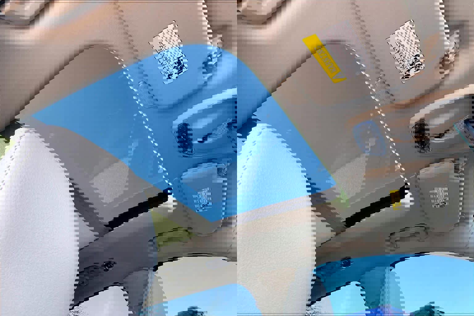 Used 2022 Volvo XC90 T6 Momentum w/ Advanced Package image 14