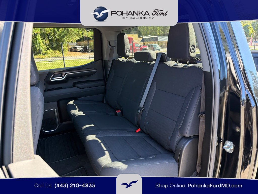Used 2024 Chevrolet Silverado 1500 LT AWD/4WD image 18