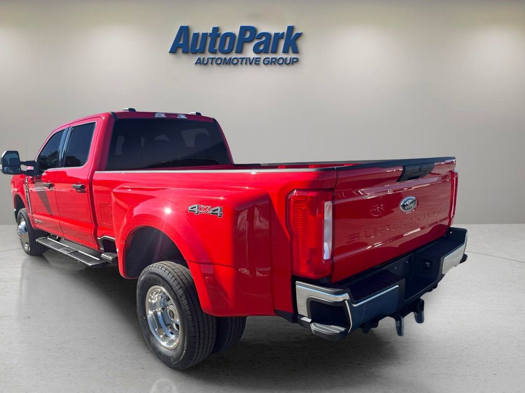 Certified 2025 Ford F350 XLT image 3