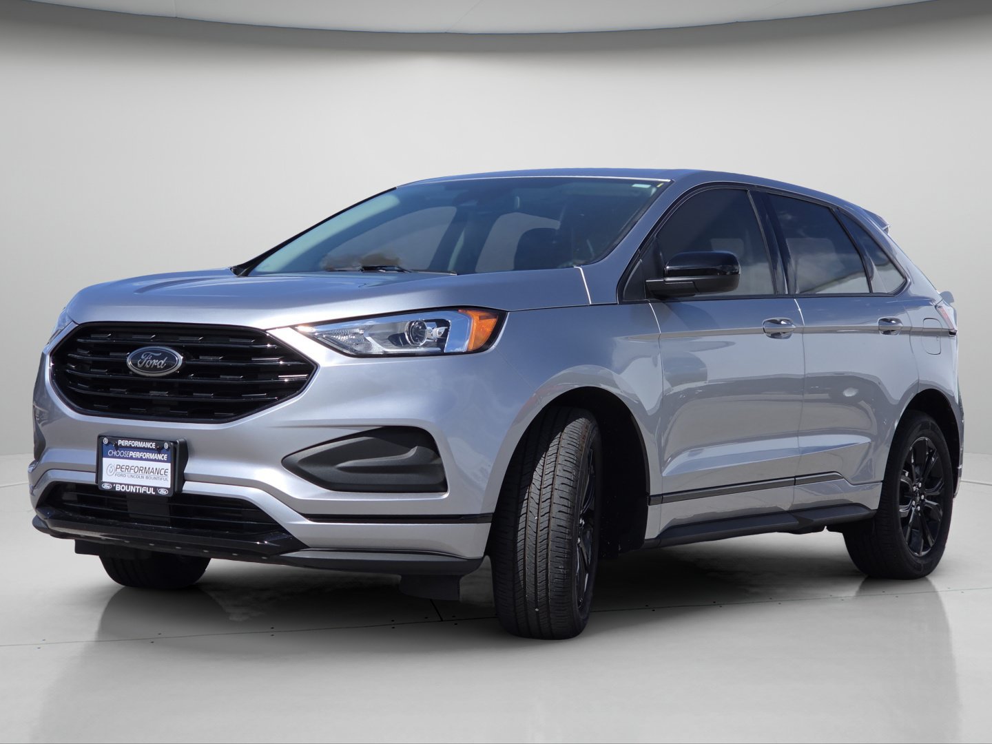 Certified 2022 Ford Edge SE w/ Black Appearance Package AWD/4WD image 14