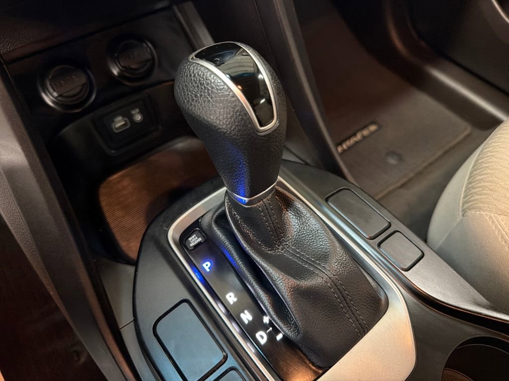 Used 2018 Hyundai Santa Fe Sport image 27