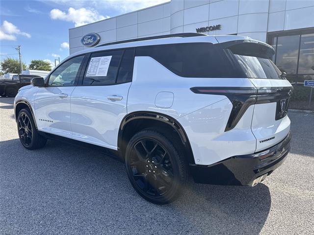 Used 2026 Chevrolet Traverse RS w/ LPO, Floor Liner Package FWD image 13