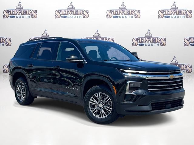 Used 2026 Chevrolet Traverse LT