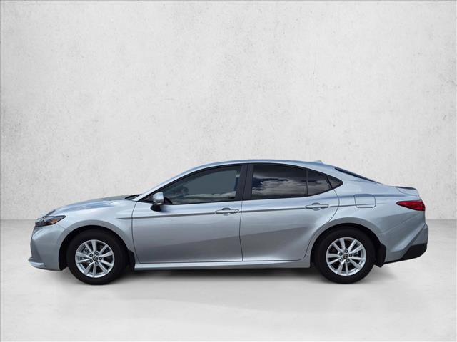 Used 2025 Toyota Camry LE FWD image 8
