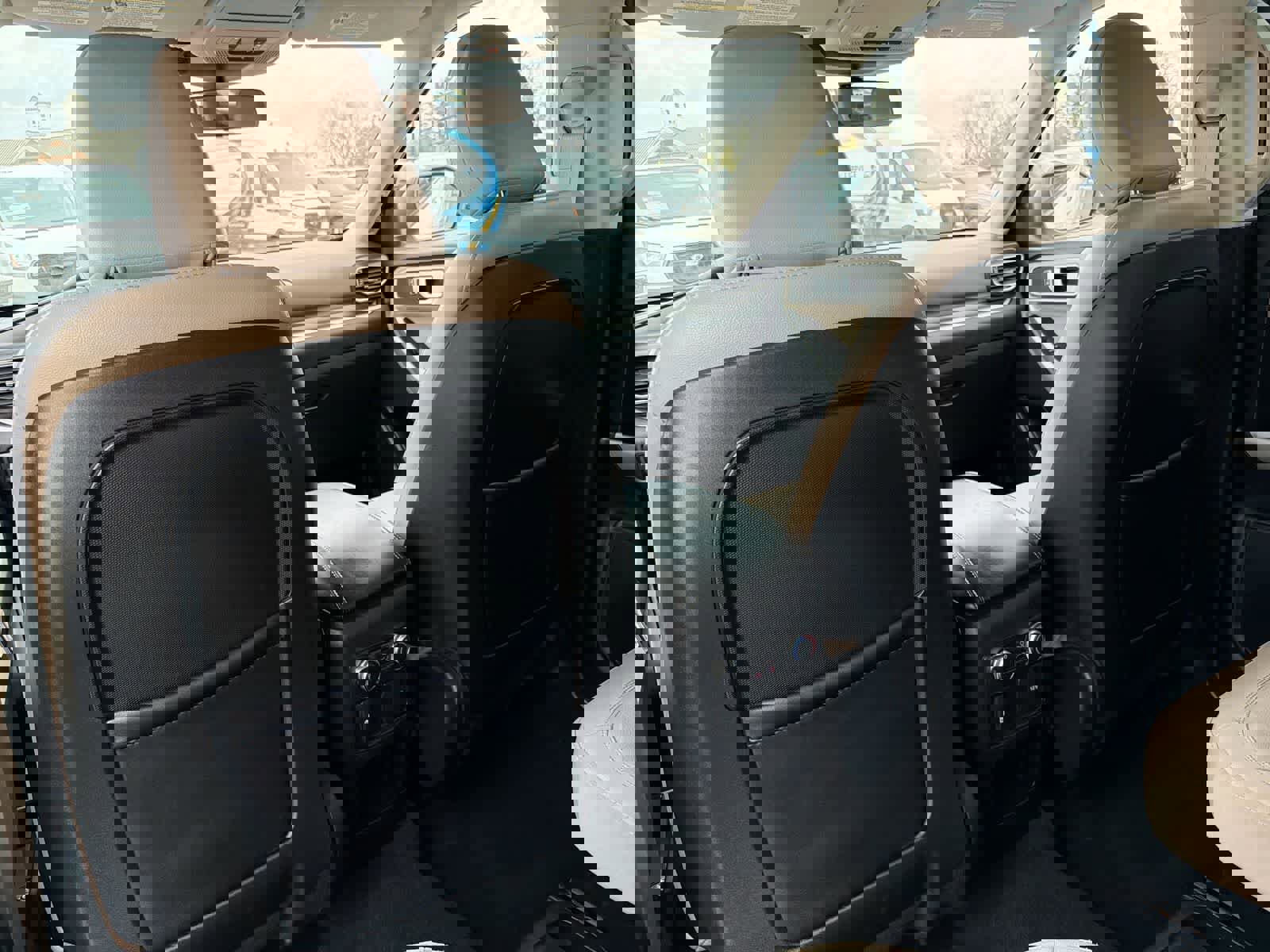 Certified 2020 Ford Explorer XLT w/ Equipment Group 202A image 19