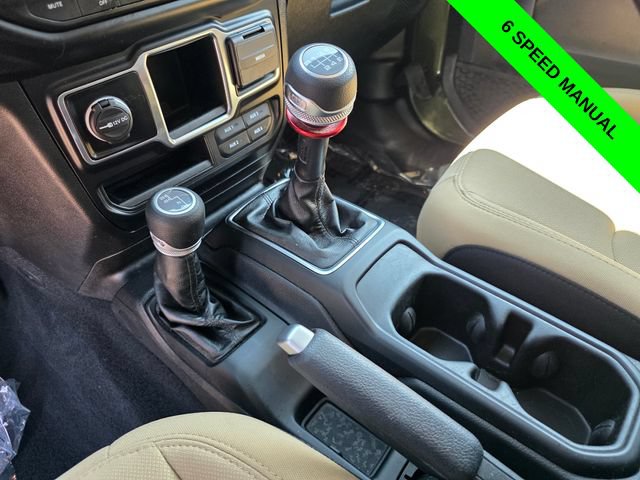 Used 2022 Jeep Wrangler Unlimited Sport AWD/4WD image 24
