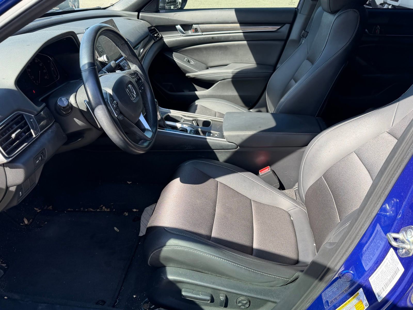 Used 2020 Honda Accord Sport image 9