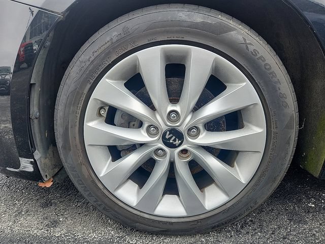 Used 2018 Kia Optima LX w/ 17" Alloy Wheels Package FWD image 8